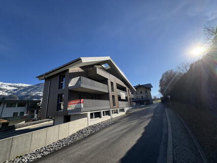 Moderne 2-Zimmer-Wohnung in Fügen mit Terrasse und Tiefgarage – Ihr Tiroler Rückzugsort!