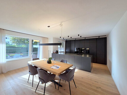 Hochwertig renovierte 3-Zimmer-Wohnung