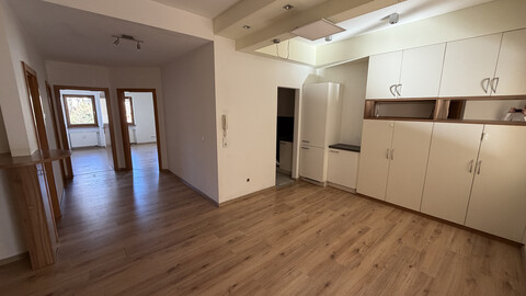 Zentrale 170 m² Terassenwohnung in St. Johann