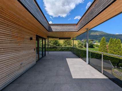 Einzigartiges Zuhause auf 132 m² mit weitläufiger Terrasse und Kaminofen