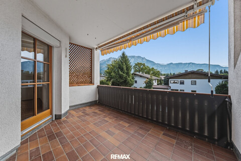 Wohnen mit Bergblick: 3-Zimmer Mietwohnung mit 2 Balkonen & Tiefgaragenstellplatz!