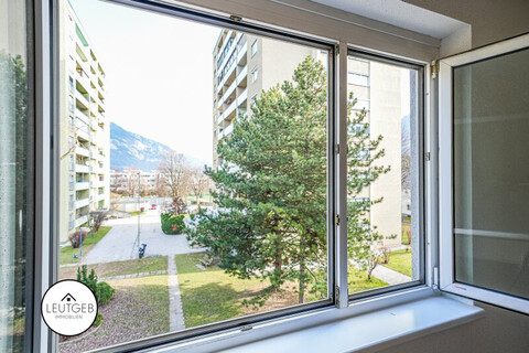 4-ZIMMERWOHNUNG MIT BALKON