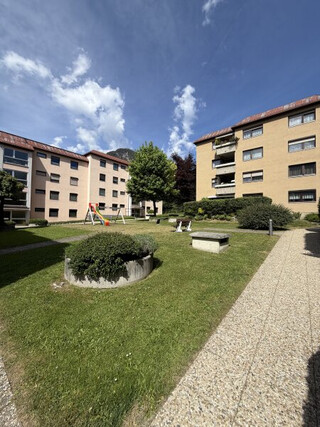 JENBACH - Gepflegte 4 Zi.-Wohnung mit Loggia und einem eigenen Gartenanteil zur Vermietung