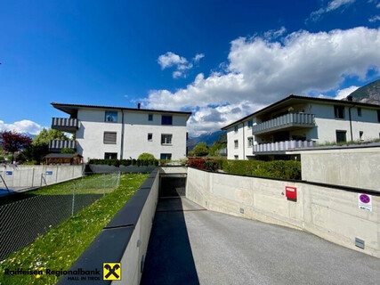 Neuwertige Tiefgaragenplätze in Zentrumsnähe von Hall zu verkaufen