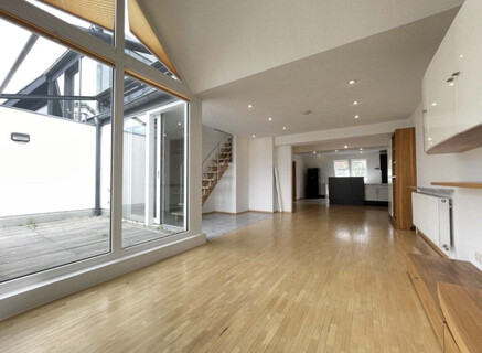 Dachgeschoßwohnung Maisonette (2-stöckig) mit Terrasse im Zentrum von Innsbruck von PRIVAT zu vermieten