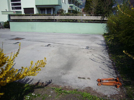 PARKPLATZ MITTWEG 110 MIETE