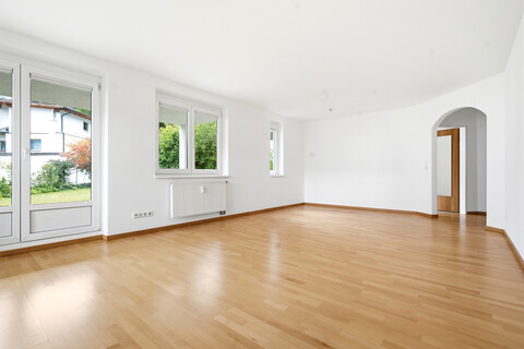 Großzügige 3-Zimmer-Gartenwohnung mit 131 m² Privatgarten in Hötting
