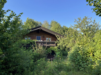 Von privat: Nette Nachbarn gesucht - Wunderschönes geräumiges Holzblockhaus in ruhiger Lage fußläufig vom Walchsee