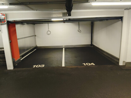 Vermiete Doppelgaragenbox in der Amraser Straße 29, 6020 Innsbruck