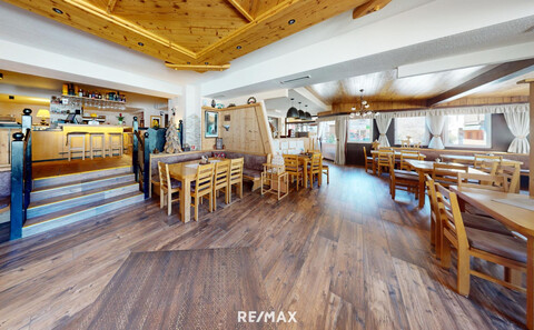 Gastronomie &amp; Wohnen vereint – Vielseitige Immobilie in Ötz!