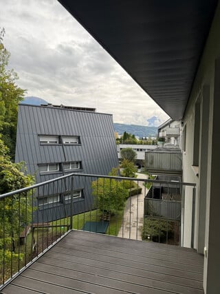 Lichtdurchflutete 3-Zimmer-Wohnung in Mühlau – mit Wintergarten und Ostbalkon