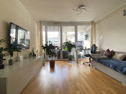 schöne 2 Zimmerwohnung mit W-Balkon und TG-Platz, Ibk/Höttinger Au (derzeit noch vermietet)