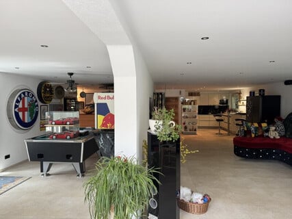 Hochwertige 2-Zimmer-Wohnung mit Sonnenterrasse & Panoramablick in begehrter Lage von Aldrans