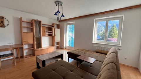 Dreizimmer-Wohnung in Zirl