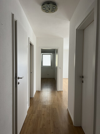 Gepflegte 3-Zimmer-Neubauwohnung in ruhiger, zentrumsnaher Lage