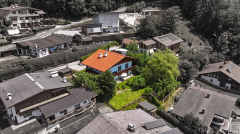 Luxus-Landhaus mit Pool, Einliegerwohnung & Kaiserblick in Niederndorf/Tirol –  provisionsfrei