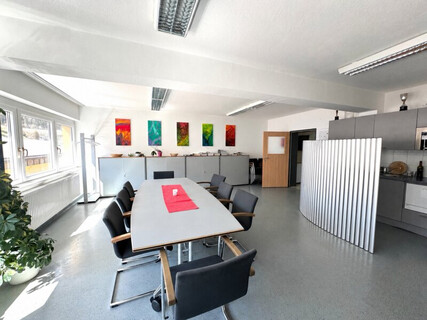 Großzügiges Büro mit Balkon und Bergblick in Steinach am Brenner