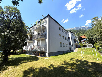 Attraktive 3,5-Zimmer-Wohnung in begehrter Wohnlage mit Südbalkon, Garage & großem Kellerabteil