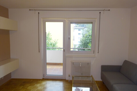 Geräumige helle Garconniere, Völs, Innsbruckerstraße (Nähe Pfarrkirche)