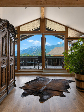 Stilvolle Dachgeschosswohnung mit Panoramablick