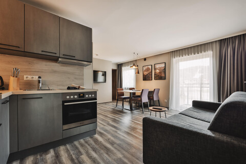 INVESTOREN AUFGEPASST: Vollmöbliertes LUXUS-APARTMENT in TOPLAGE von Seefeld ab sofort zu kaufen!