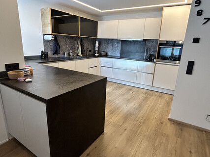Provisionsfreie 3-Zimmer-Wohnung im 1. OG in Bestlage in Zams – 85 m² mit Balkon 
