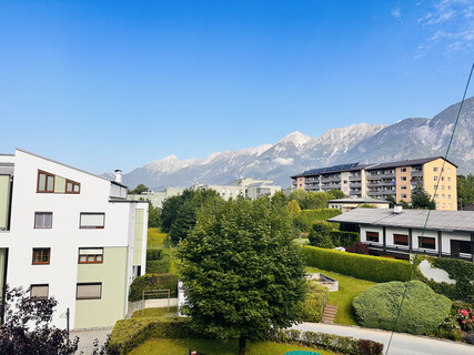 Coming Soon! Hall/Schönegg! Sonnige, helle 3 Zi-Wohnung mit Westbalkon und Tiefgarage