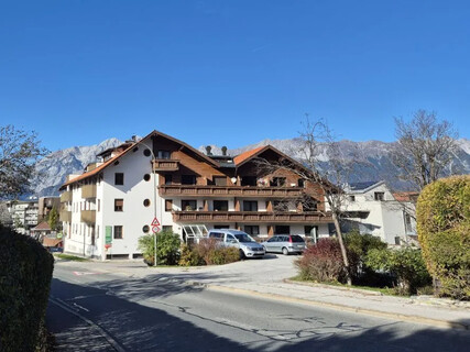 Möblierte Garconniere mit Südbalkon und Tiefgarage