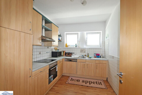 Gemütliche 3 Zimmerwohnung mit Balkon und Tiefgaragenstellplatz in Jenbach zu verkaufen