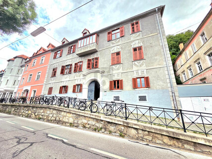 LEBEN WO GESCHICHTE ZU HAUSE IST