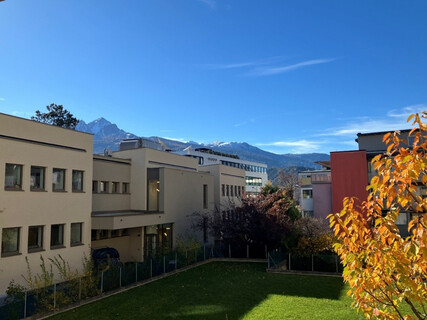 Privatverkauf: Generalsanierte, neuwertige 4,5 Zimmerwohnung