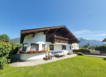 Gepflegtes leistbares Familienhaus mit seitlichem Kaiserblick