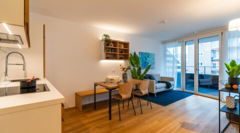 Moderne 2-Zimmer Wohnung mit Balkon und Tiefgarage