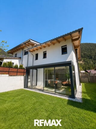 Neuwertiges 3-Zimmer Domizil mit großzügigem Garten