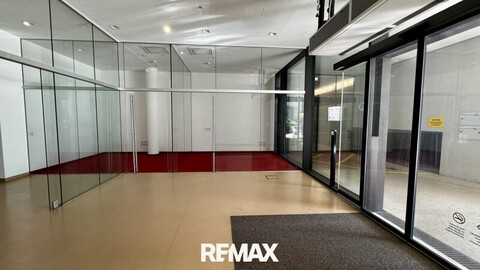 Top Geschäftslokal 138 m² in Kaltenbach mit Klimaanlage, Garage & flexiblen Räumen - Ihr neuer Standort!