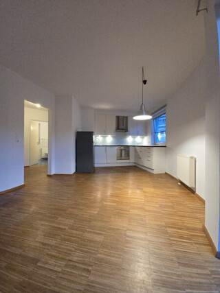 Balkonfeeling! Smarte 2-Zimmerwohnung in Hall