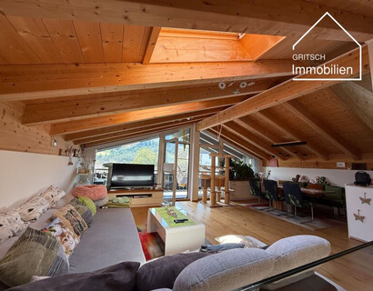 HALL - Exklusive Maisonette - Dachgeschosswohnung mit Südterrasse