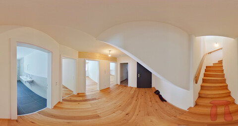 ERSTBEZUG! 4-Zimmer-Maisonette mit Balkon und Terrasse