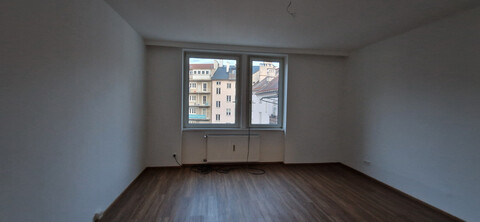 Neu sanierte 2-Zimmer-Wohnung in der Erlerstraße zu vermieten!