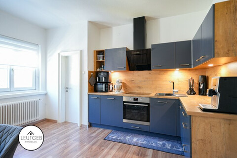 Zentrale Lage und modern ausgestattet – 4-Zimmerwohnung mit Balkon zum Wohlfühlen.