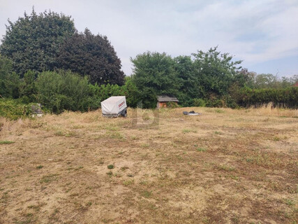 TRAUMHAFTES BAUGRUNDSTÜCK IN GÄNSERNDORF: 870 M² BAULAND-WOHNGEBIET MIT GESICHERTER ZUFAHRT & LEITUNGSRECHT