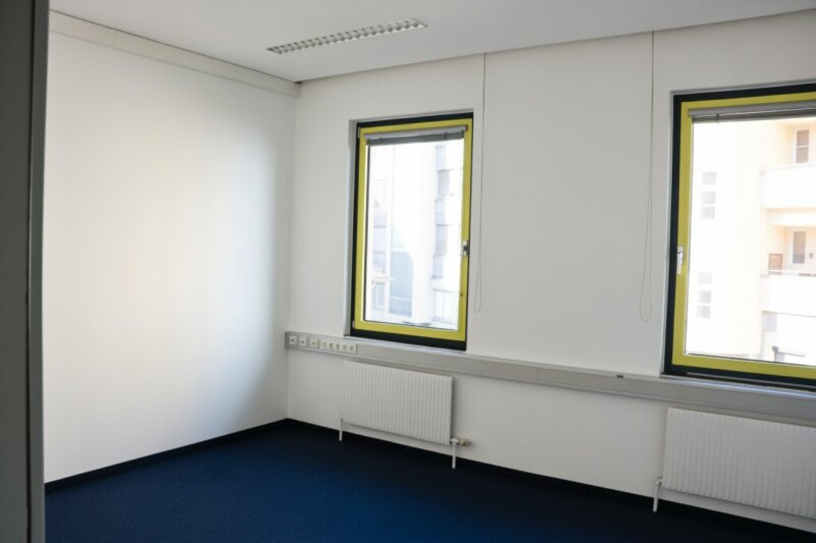 Geräumige Bürofläche 123 qm im 1. OG - Nähe Landhausplatz