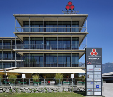 Büro im Competence Center INNSBRUCK – Coworking „allinnoffice“