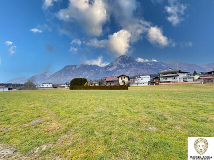 Wunderschöne, sonnige Bauparzelle für Ein- bzw. Doppelwohnhaus in Kramsach