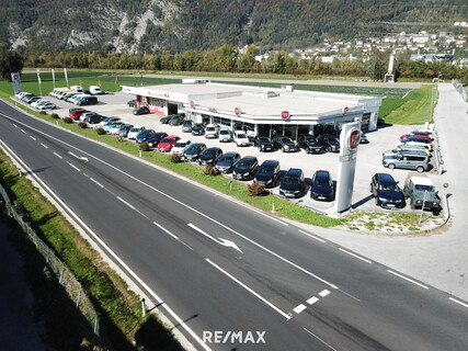 Verkehrsgünstig gelegenes Autohaus mit Werkstätte im Tiroler Unterland zu mieten