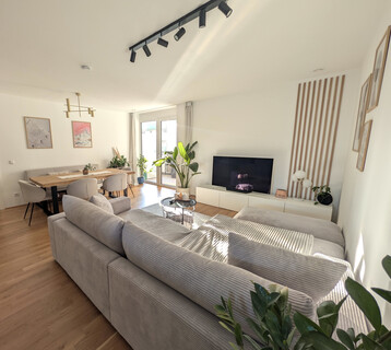 Stilvoll wohnen in Mühlau: Ruhige 3-Zimmer-Wohnung mit Westbalkon