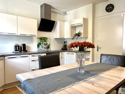 RESERVIERT!!! Traumhafte und sonnige 4-Zimmer-Wohnung in Zentrumsnähe