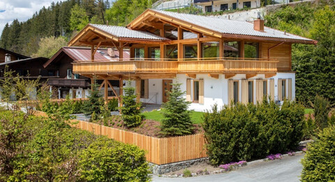 Chalet zum Kauf in Kitzbühel – Alpenluxus trifft Tiroler Tradition