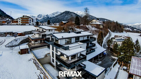 15 Minuten von Innsbruck: Prächtige 3-Zimmer-Neubauwohnung mit 90 m² großem Garten und Terrasse