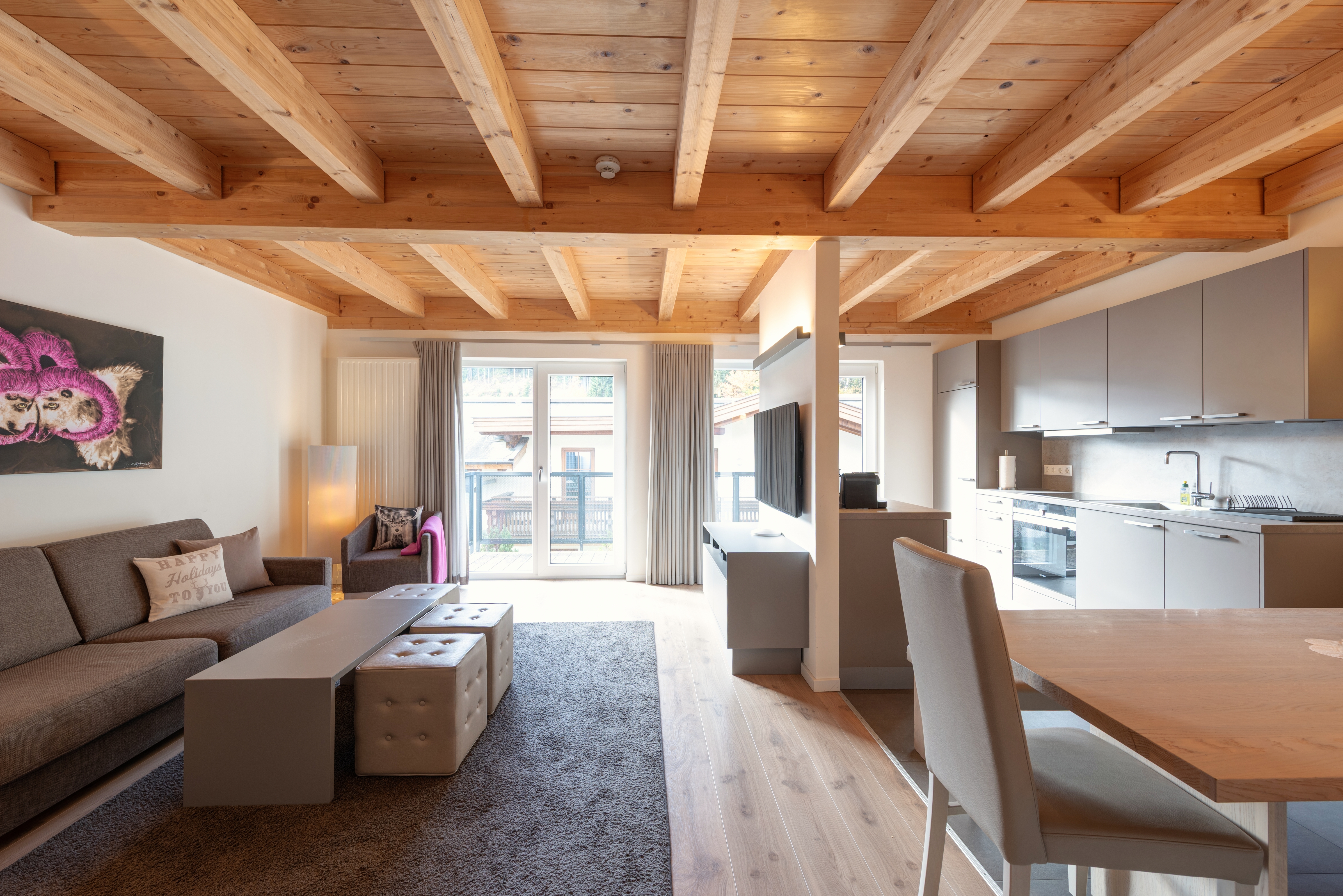 Exklusive 6-Personen-Suite im modernen Alpen-Stil mit Sauna und 2 Balkonen